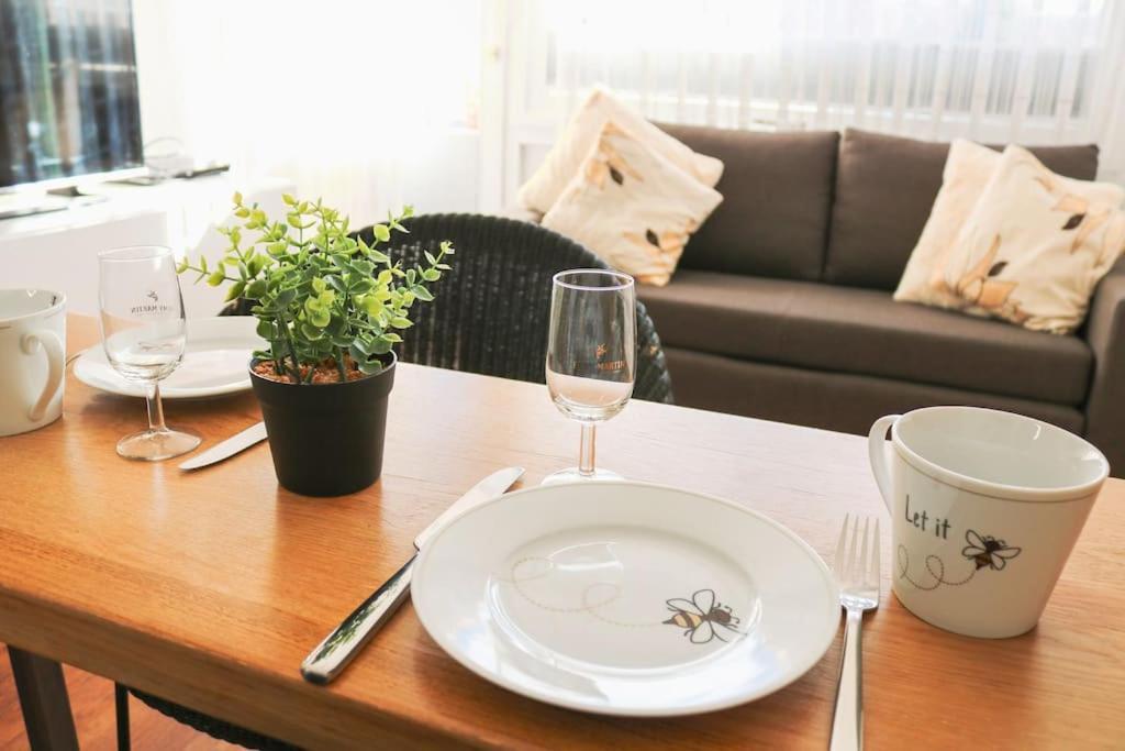 Apartement Nathalie - Wellness Mit Pool Und Sauna 施卢赫湖 外观 照片